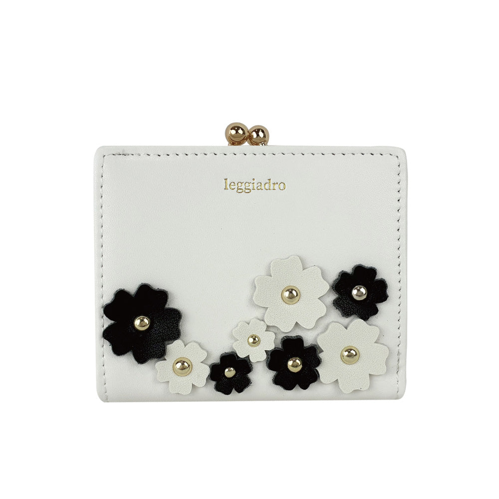 お花畑二つ折りがま口折財布