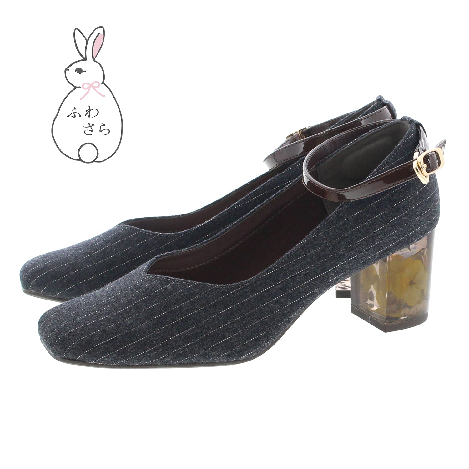 【ふわさら】フラワークリアヒールストラップパンプス