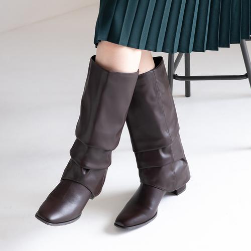 ブラウン