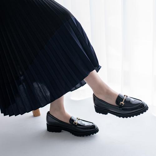 ブラックエナメル