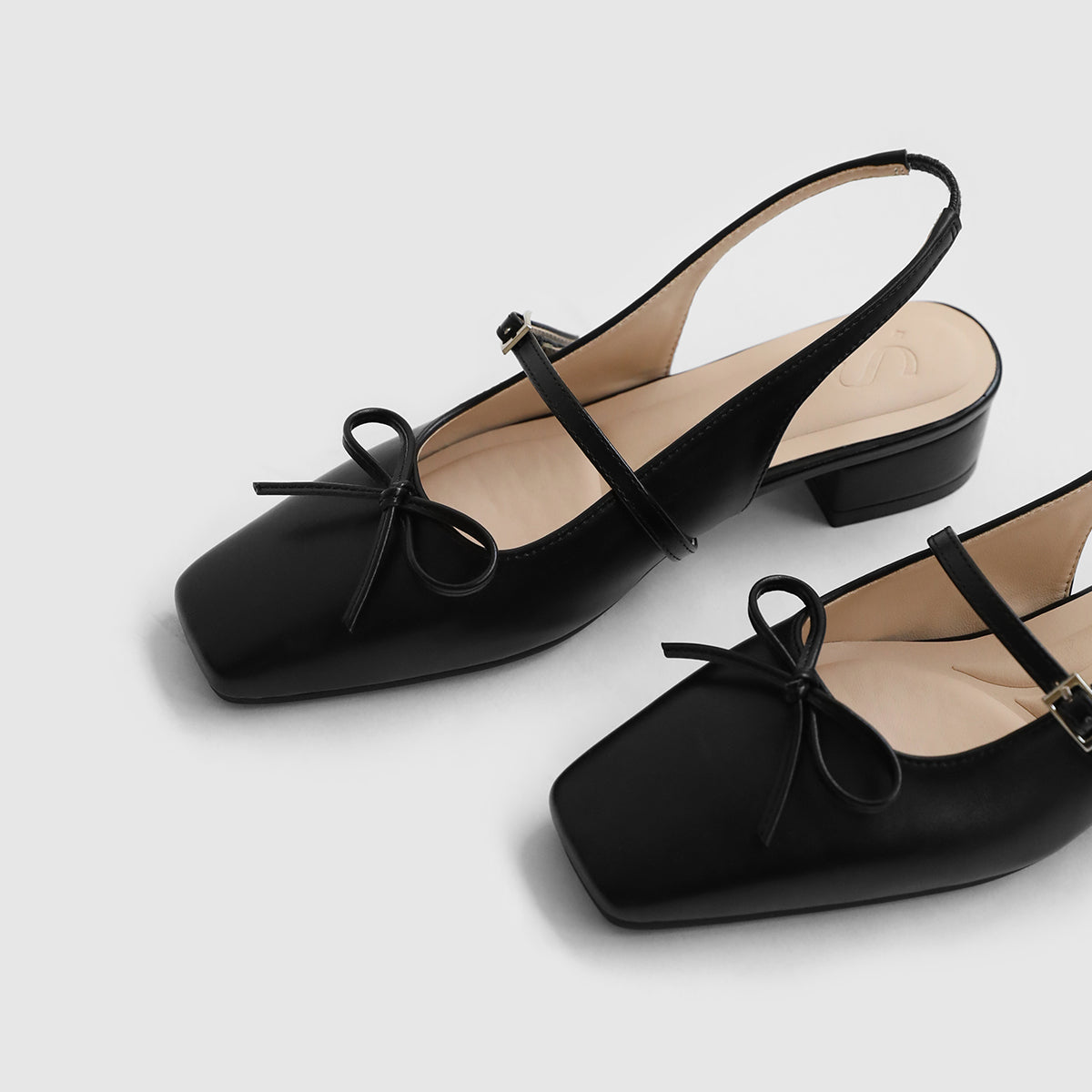 Lemar(レマー)リボンスリングバックフラットパンプス