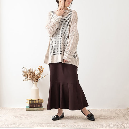 グレー