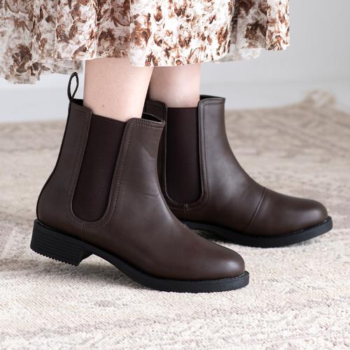 サイドゴアショートブーツ