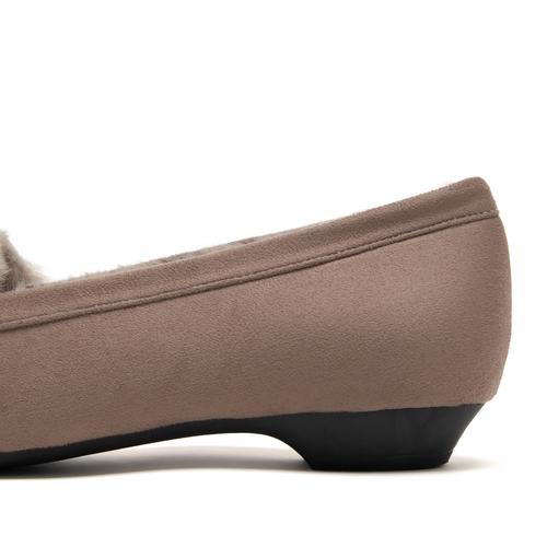 インナーファーポインテッドモールドソールモカシン