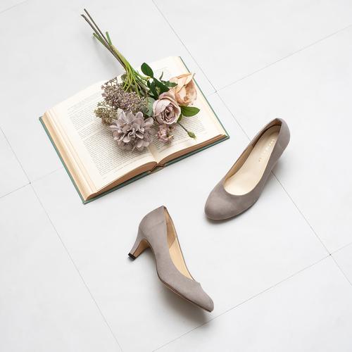 ラウンドトゥプレーン<ふわさら>痛くないパンプス