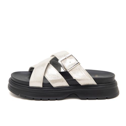 �yJB selection�z�N���X�x���g����~���[���T���_��