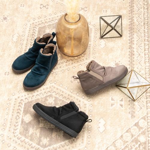 インナーファースエードサイドゴアショートブーツ