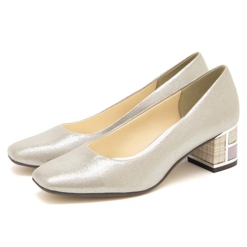 ブロックヒールスクエアトゥプレーンパンプス