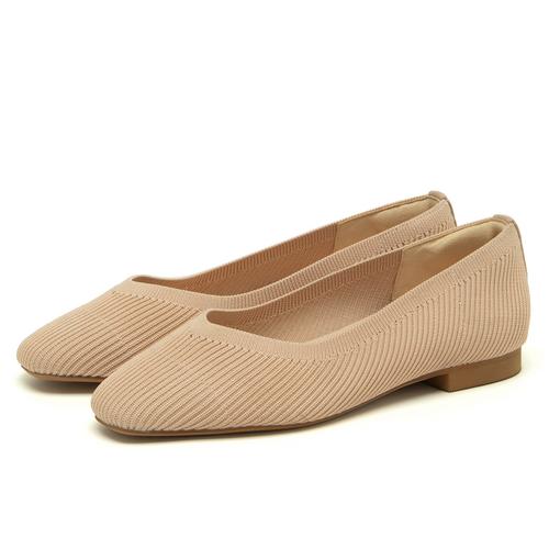 やわらかニットパンプス