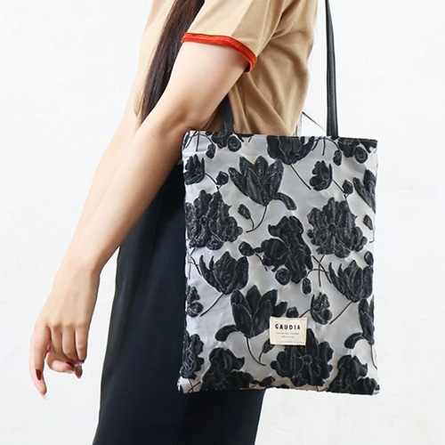 �t�����[�W���K�[�h�g�[�g�o�b�O