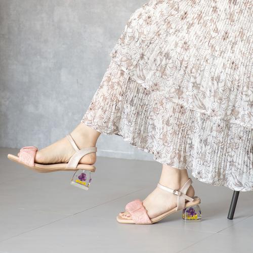 �V���[�����O�M���U�[�t�����[�N���A�q�[���T���_��