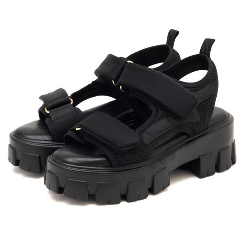 �_�u���x���g�X�|�[�c�T���_��