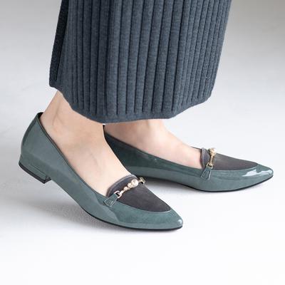 【あったか仕様】 パールビットローファーパンプス