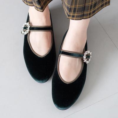 【あったか仕様】ビジューバックルパンプス