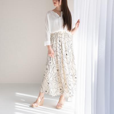 �r�W���[���{���E�F�b�W�T���_��