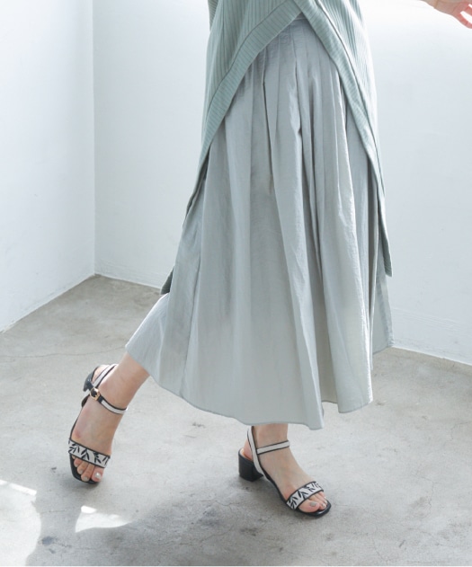 Summer Collection エンプロイダリーパイピングナチュラルサンダル