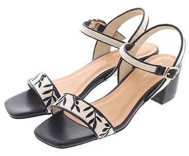 Summer Collection エンプロイダリーパイピングナチュラルサンダル