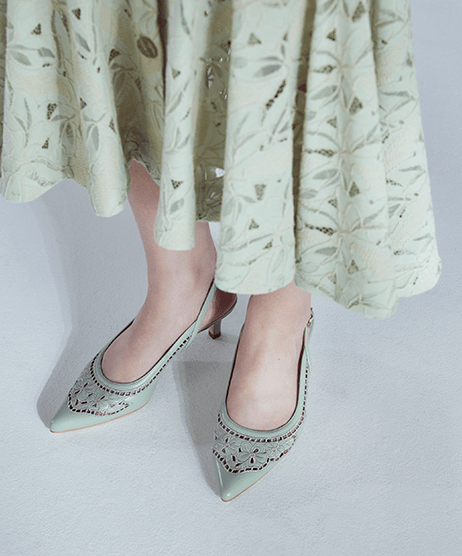 Cutwork Flower Embroidery Pumps