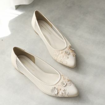 up2 Lace Flower Toe Sheer Pumps イメージ